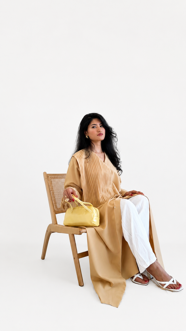 Pleated Abaya - Slim Fit